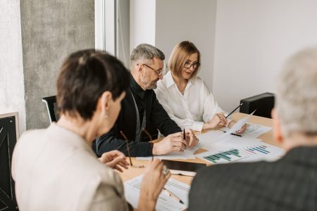 femme entrepreneure entreprise bureau